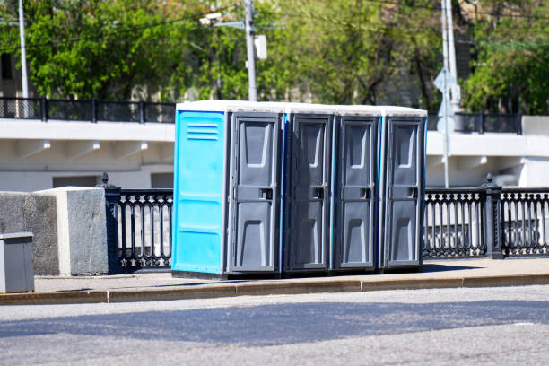 Best Luxury portable toilet rental  in Mitchell, IN